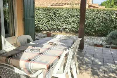 Image de Homerez - Maison charmante à Eyguières avec piscine partagée