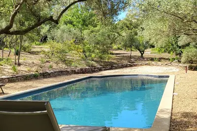 Image de Uzès: Town and Country! Newly renovated house with large pool and grounds!