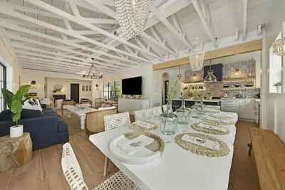 Image de \"Casa L'aqua\" A 5 Star Luxury Mediterranean Oasis\nSpecial Discounted October!