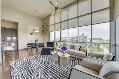 Image de Modern Lake Charles Condo w/ Balcony: 7 Mi to Dtwn