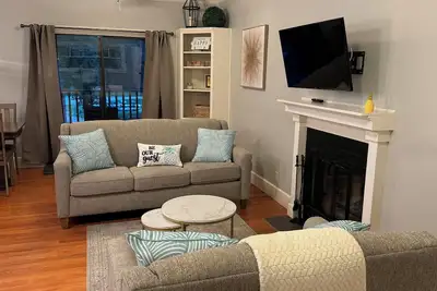 Image de Lakefront Studio Condo