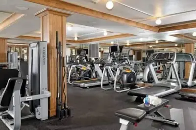 Image de 2/2 Newly renovated Aspen Core