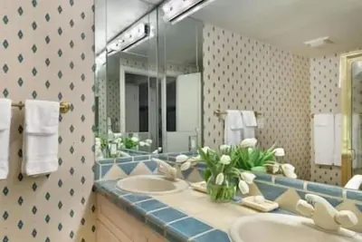 Image de Cozy 3/3 Condo by Gondola, Hot Tub, Pool, Sauna!