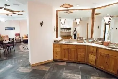Image de 2/2. 5 Bed-Bath Whiteface Lodge-Lake Placid