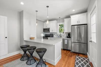 Image de Hygge House Retreat, Spacious downtown Newburyport Living