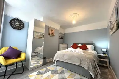 Image de Maison-Premium-Salle de bain privée séparée-Vue sur Rue-Ashton Place