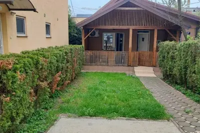 One Bedroom Apartment with Garden