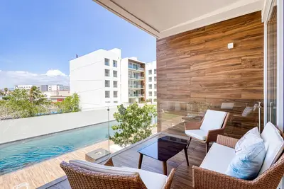 Baja Bliss - Luxe Retreat in Cabo. Modern comfort meets adventure