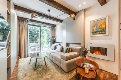 Image de Luxury Living in Shkoder’s Historic Heart