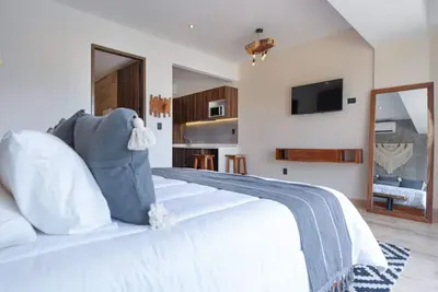 Image de Luxury Studio with Vip amenities, with Rooftop Pool & Fitness Center