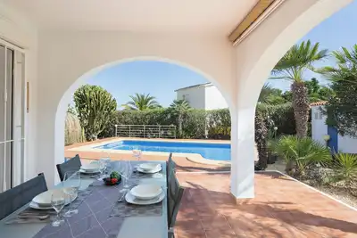 Image de Maison de vacances 'Ferienhaus Deluxe Villa Pastor' avec vue sur la mer, Wi-Fi et climatisation