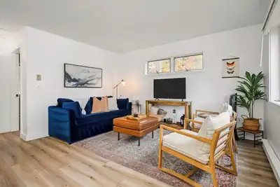 Image de Little Dipper - Cozy Cottage on 400 feet of shared lake frontage