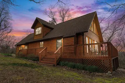 Image de Secluded Lakefront Cabin, WiFi, shuffleboard