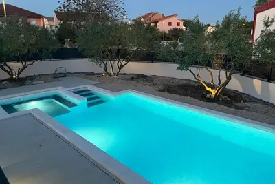 Image de Maison pour la famille avec la piscine Biograd na Moru, Biograd (K-23272)