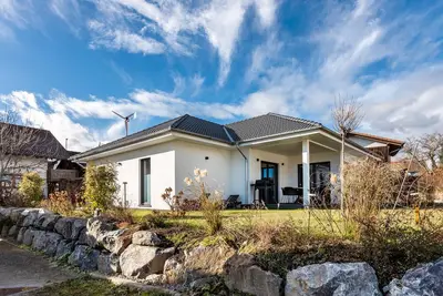 Image de Maison de vacances 'Ferienhaus Lencer' avec terrasse privée, jardin privé et Wi-Fi