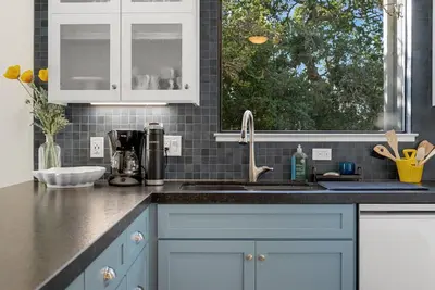 Image de Twin Lakes Coastal Retreat