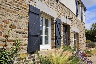 Image de Charming four bedroom house with acres of garden and pool in rural Normandy