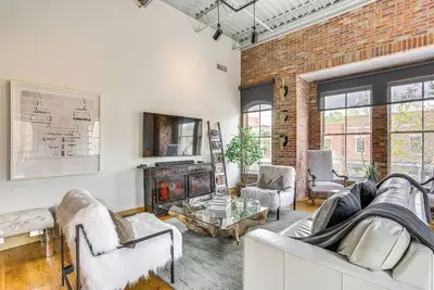 Image de Near Trail: Dtwn Eagle Ranch Condo w/ Balcony
