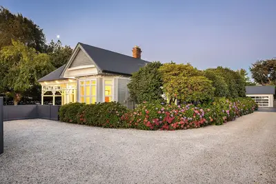 A sanctuary of timeless elegance in Canterbury New Zealand
