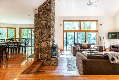 Image de Hilltop Escape At Wintergreen