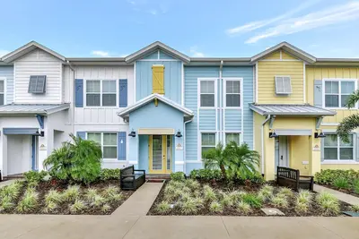 Image de Breezy Blue Villa near Disney with Margaritaville Resort & Island H20 Waterpark.
