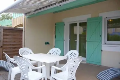 Image de Villa confortable avec terrasse, Bbq, à 700m des commerces et 1. 5km de la plage, idéale pour 6 pers.