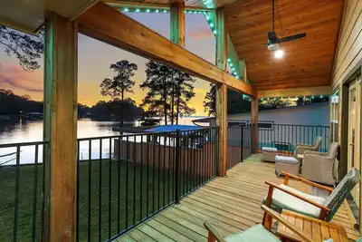 Image de Sunset Cove #2 - Lakefront Retreat With Spectacular Sunset Views! ! !