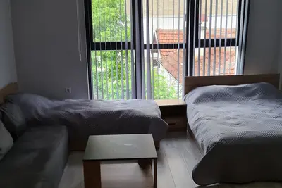 Image de Cozy studio located in the heart of Kazanlak. \nCity with History.