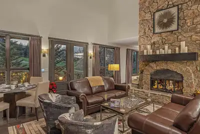 Image de Spacious + Spectacular + Views | Aspen Glade Retreat