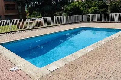 Image de Résidence avec piscine + parking à 500 m de la plage, 5 min du centre.