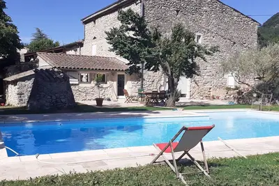 Image de Ancien corps de ferme avec piscine privée