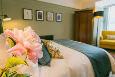 Image de Pantiles - a sea view that sleeps 8 guests in 4 bedrooms