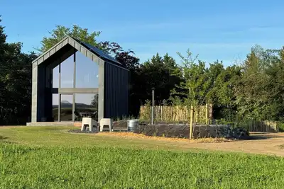 Image de Lodge romantique à Durbury avec spa