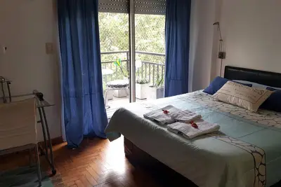 Image de ¡disfruta Buenos Aires! Alójate en Nuestro Departamento con Balcón en Recoleta