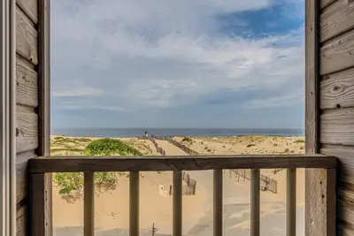 Image de Maison de vacances 'Maison Bord De L'Océan 3 Étoiles' avec vue sur la mer, Wi-Fi et climatisation