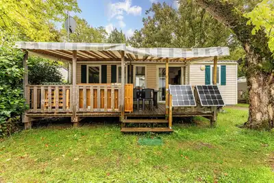Image de Mobile Home 'Confort Avec Clim 6' avec piscine partagée, Wi-Fi et climatisation