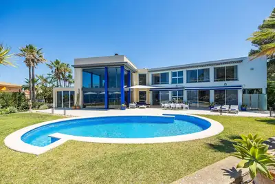 Villa \"Bay Blue\" avec vue sur la mer, Wi-Fi et climatisation