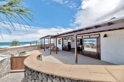 Image de Villalmar' avec vue sur la mer, piscine privée et Wi-Fi