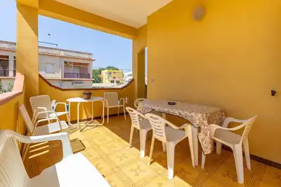 Image de Appartement 'Appartamento Vista Mare In Villa' avec vue sur la mer, Wi-Fi et climatisation