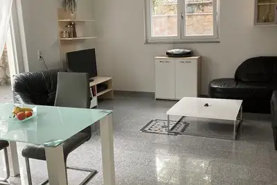 Image de Haus-Meta, bright basement apartment with patio and terrace, child-friendly