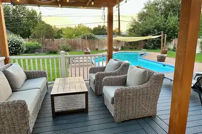 Image de Clarkston House with pool! Relax and enjoy with family and friends