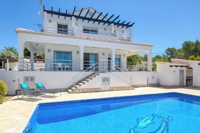 Image de Villa 'Fustera' avec piscine privée, Wi-Fi et climatisation