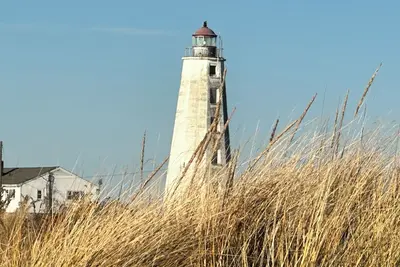 Image de The Beach life at Knollwood beach, Year round house short walk to the beach