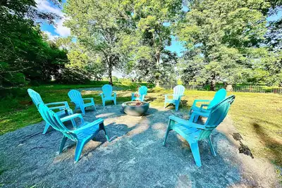 Image de Home for 8 King Bed near Bna & Nashville Sup Speedway mins from Downtown