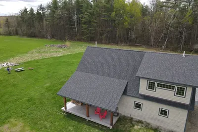 Image de Modern private home near mountains