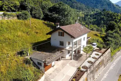 Image de Maison confortable Ă Lamon avec WiFi