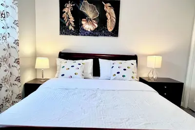 Image de Bungalow | Upper Level | Ct Train | Spruce Meadow