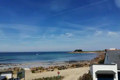 Image de A bord de mer! Grande maison face à la mer