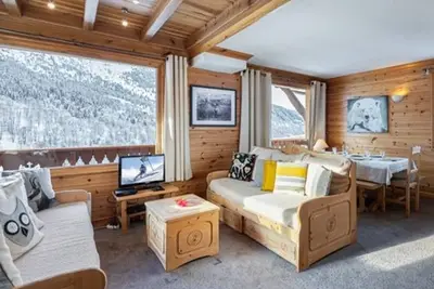Image de Duplex cosy avec balcon proche centre, ski et commerces