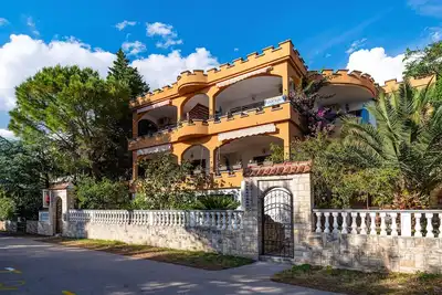 Image de Bel appartement à Rovanjska